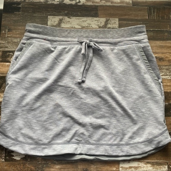 Athleta Techie Terry Gray Space Dyed Skirt - Picture 4 of 7